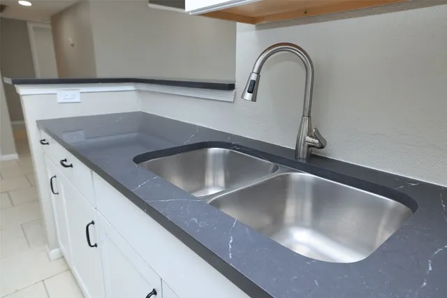 $1,100 | 3770 Loverswood Drive, Unit 603, Houston, TX 77014