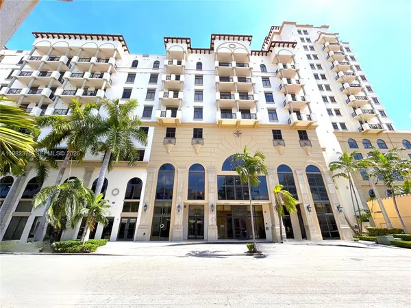 $2,800 | 1805 Ponce De Leon, Unit 626, Coral Gables, FL 33134