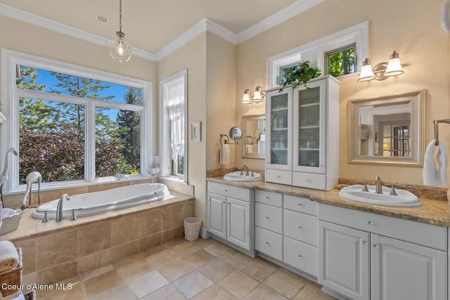 $5,100,000 | 4520 South Threemile Point Road, Coeur D'Alene, ID 83814