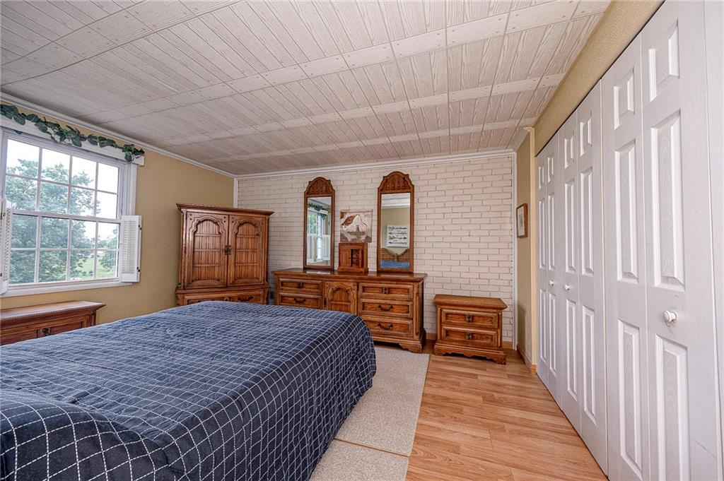 512 Aten Road Coraopolis, PA 15108 - Photo 22 of 30
