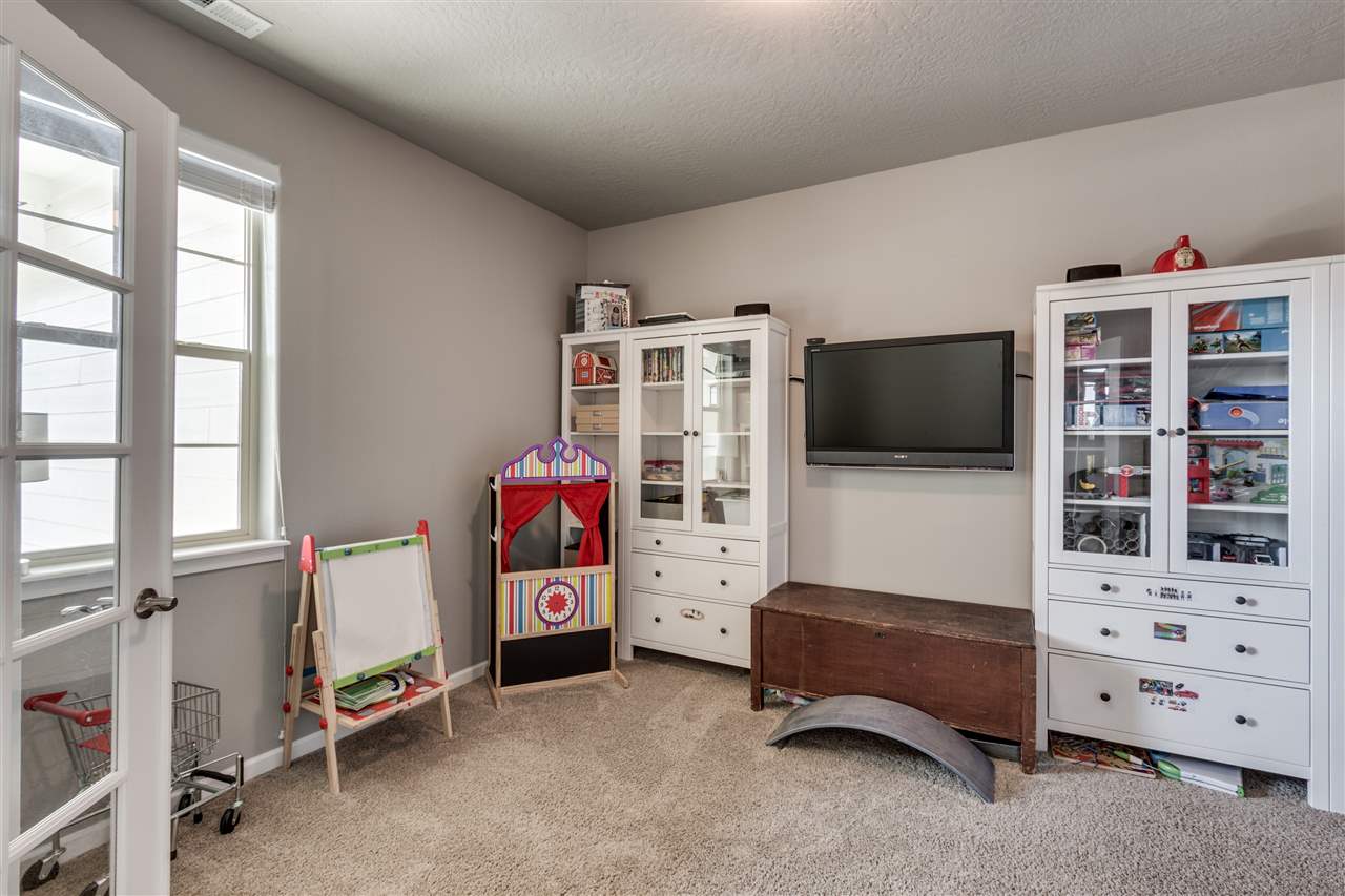 2814 Sunset View Lane Spokane, WA 99208 - Photo 3 of 20 Gallery Image 3