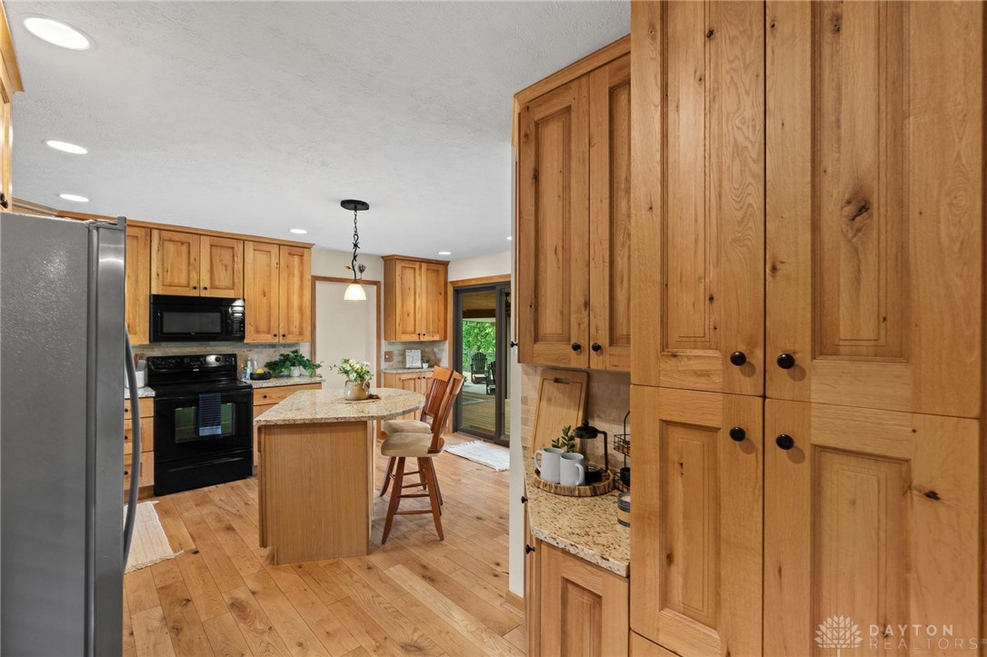 1569 Kirby Road Lebanon, OH 45036 - Photo 14 of 48