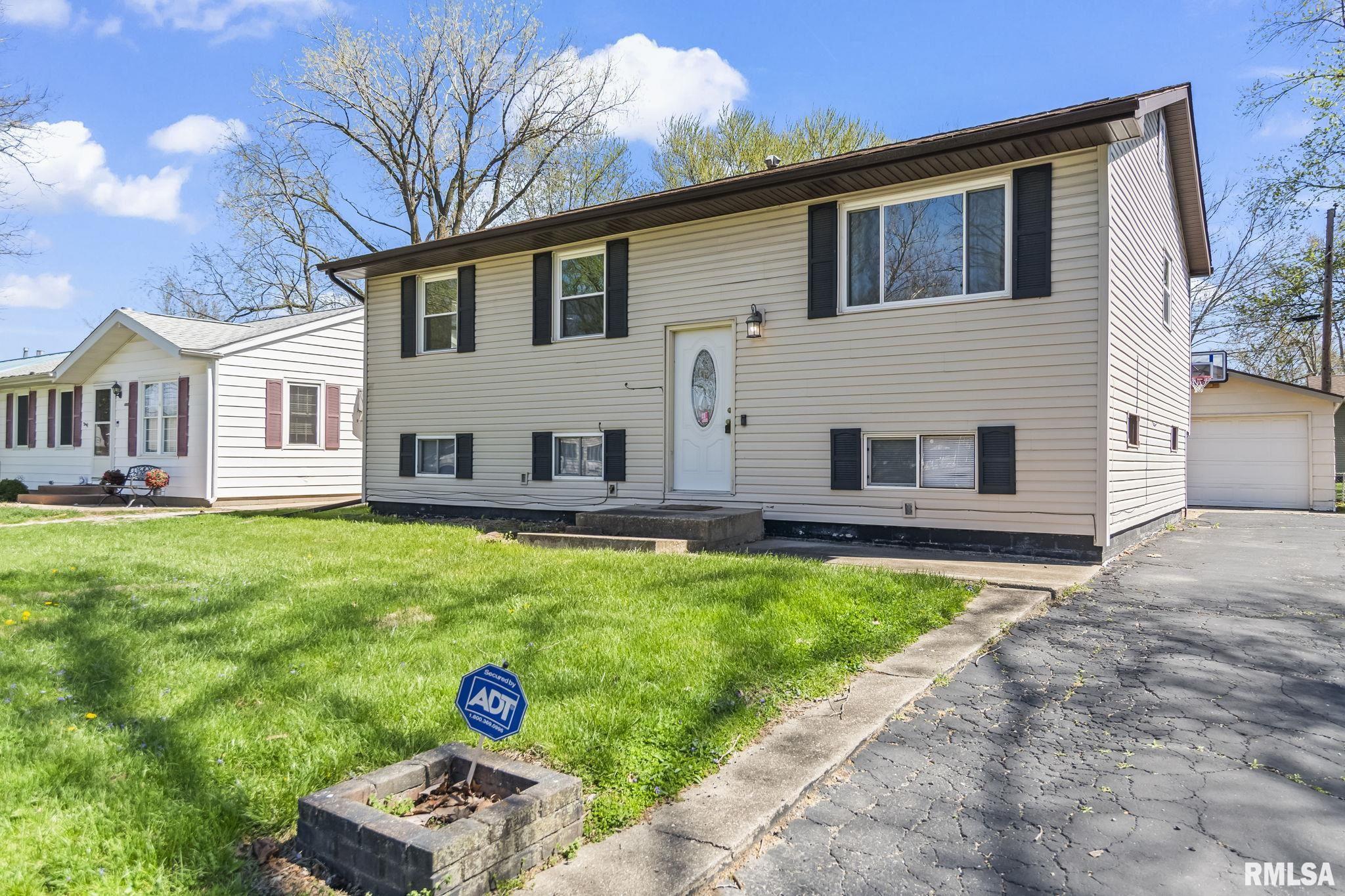 328 Parkview Drive Rochester, IL 62563 - Photo 3 of 40