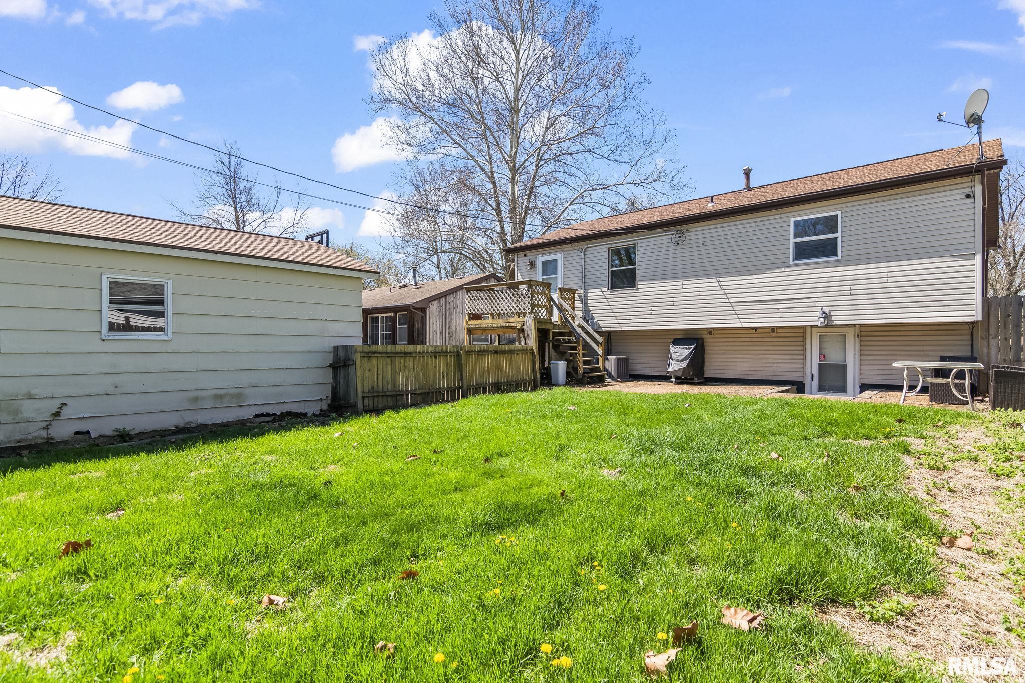 328 Parkview Drive Rochester, IL 62563 - Photo 34 of 40