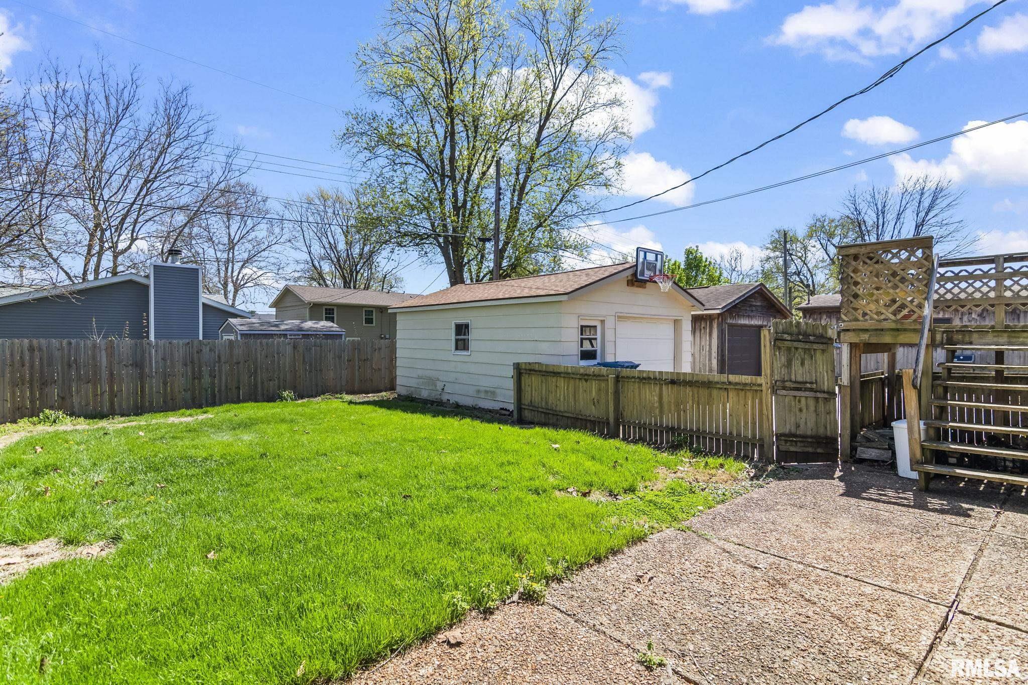 328 Parkview Drive Rochester, IL 62563 - Photo 35 of 40