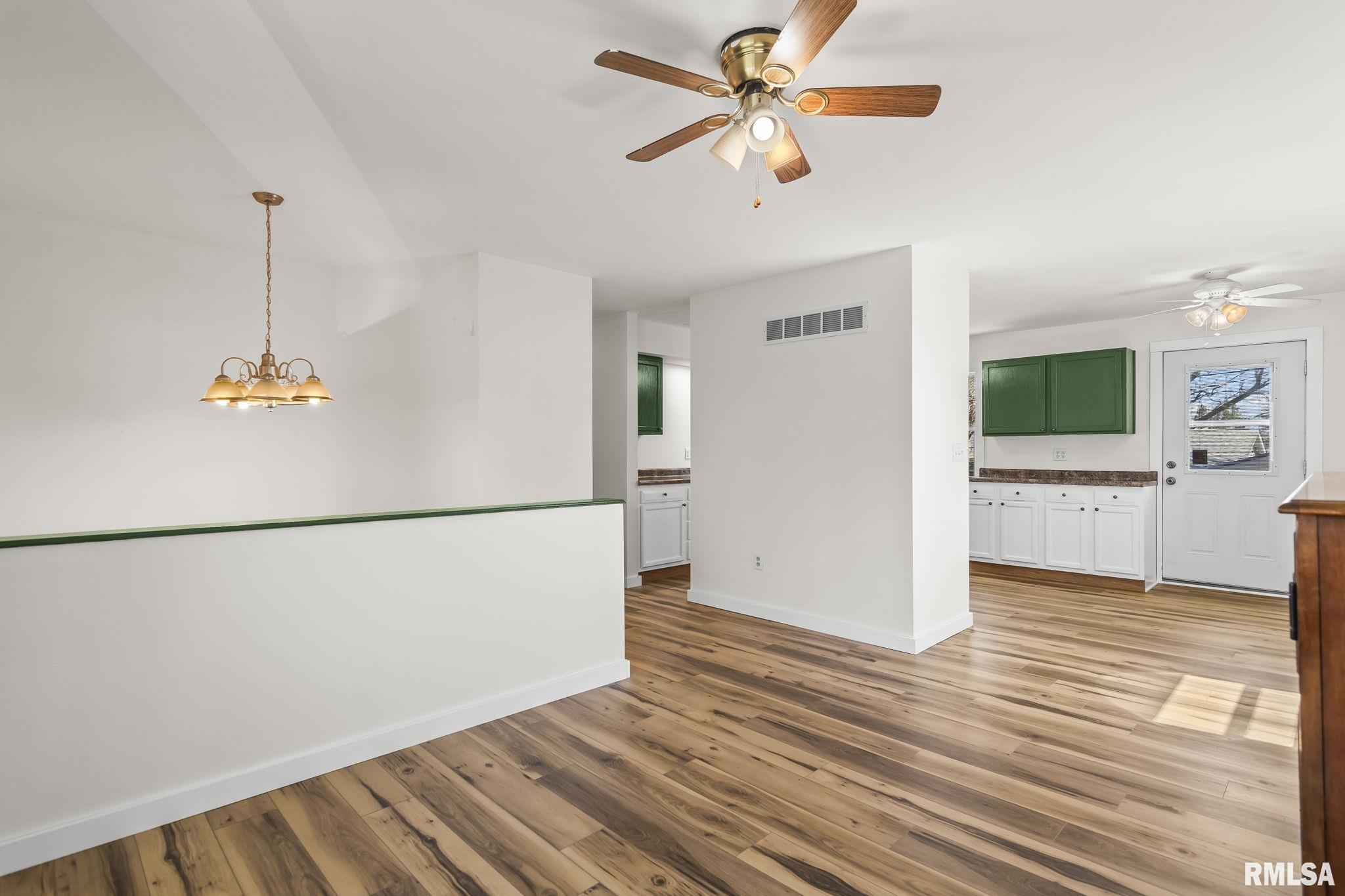 328 Parkview Drive Rochester, IL 62563 - Photo 6 of 40