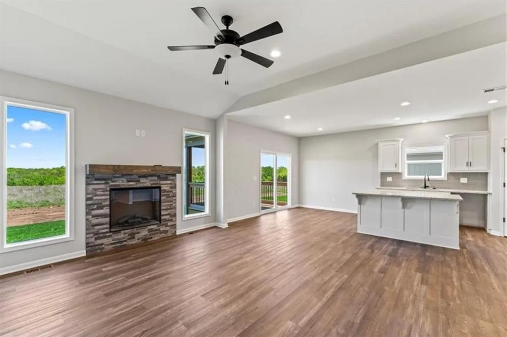 515 South Callie Road Bates City, MO 64011 - Photo 3 of 24