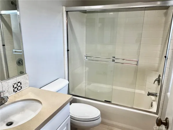 $4,250 | 376 Aviator Lane South, Tustin, CA 92782