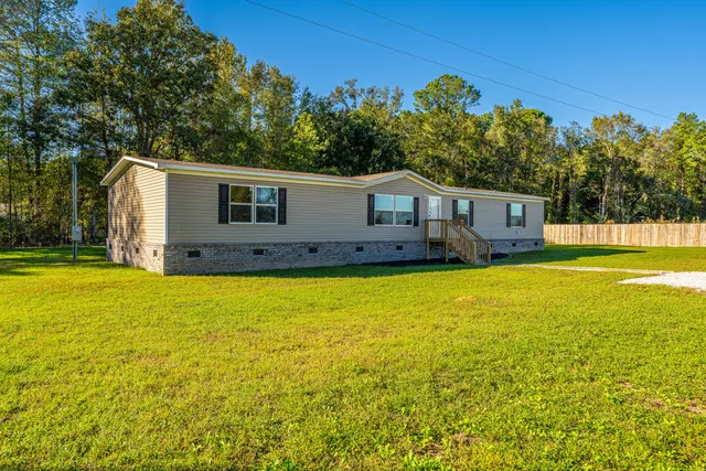 $263,999 | 320 Bedford Road, Cross, SC 29436