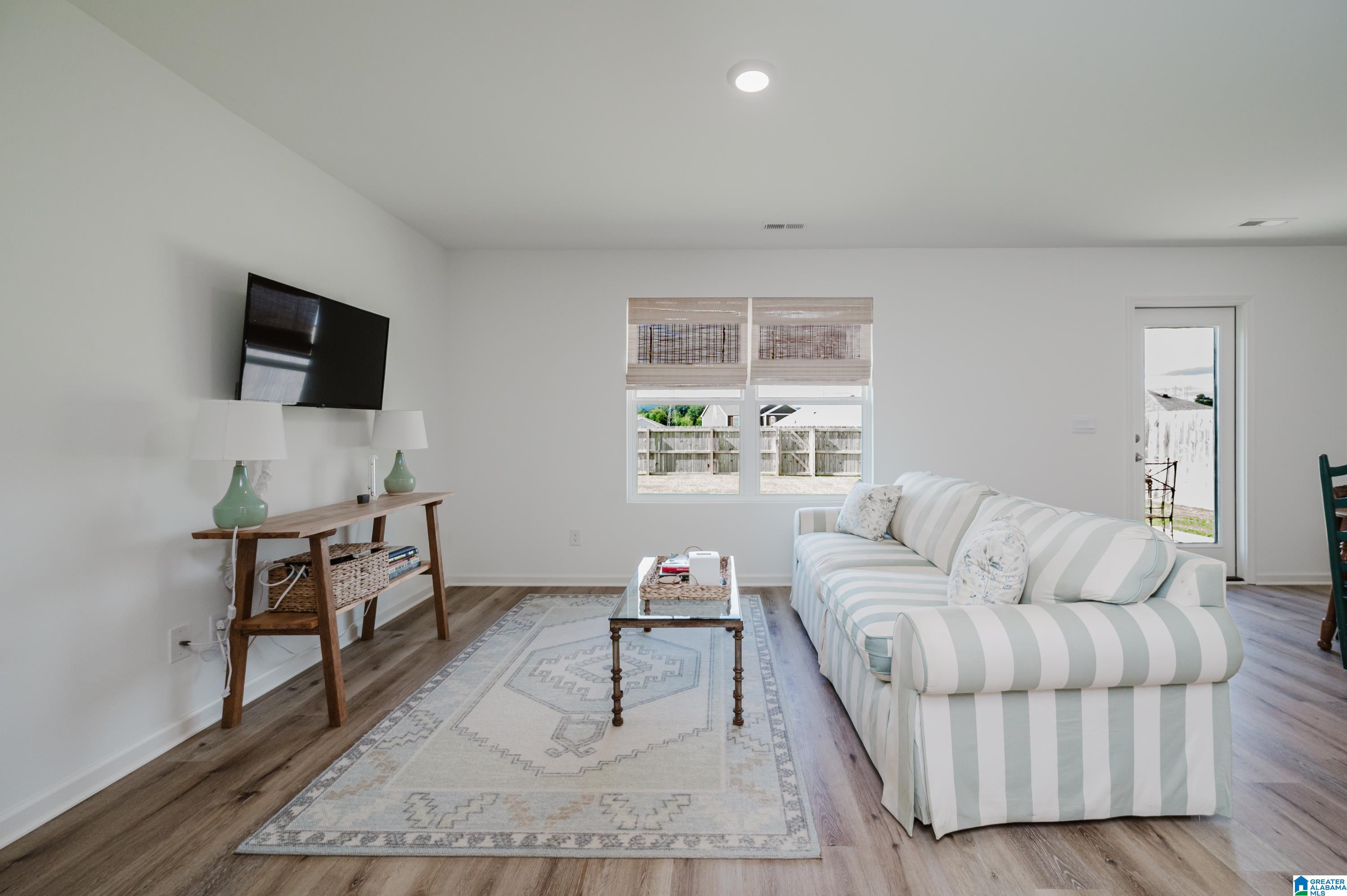 6982 Southern Trace Loop Leeds, AL 35094 - Photo 20 of 46