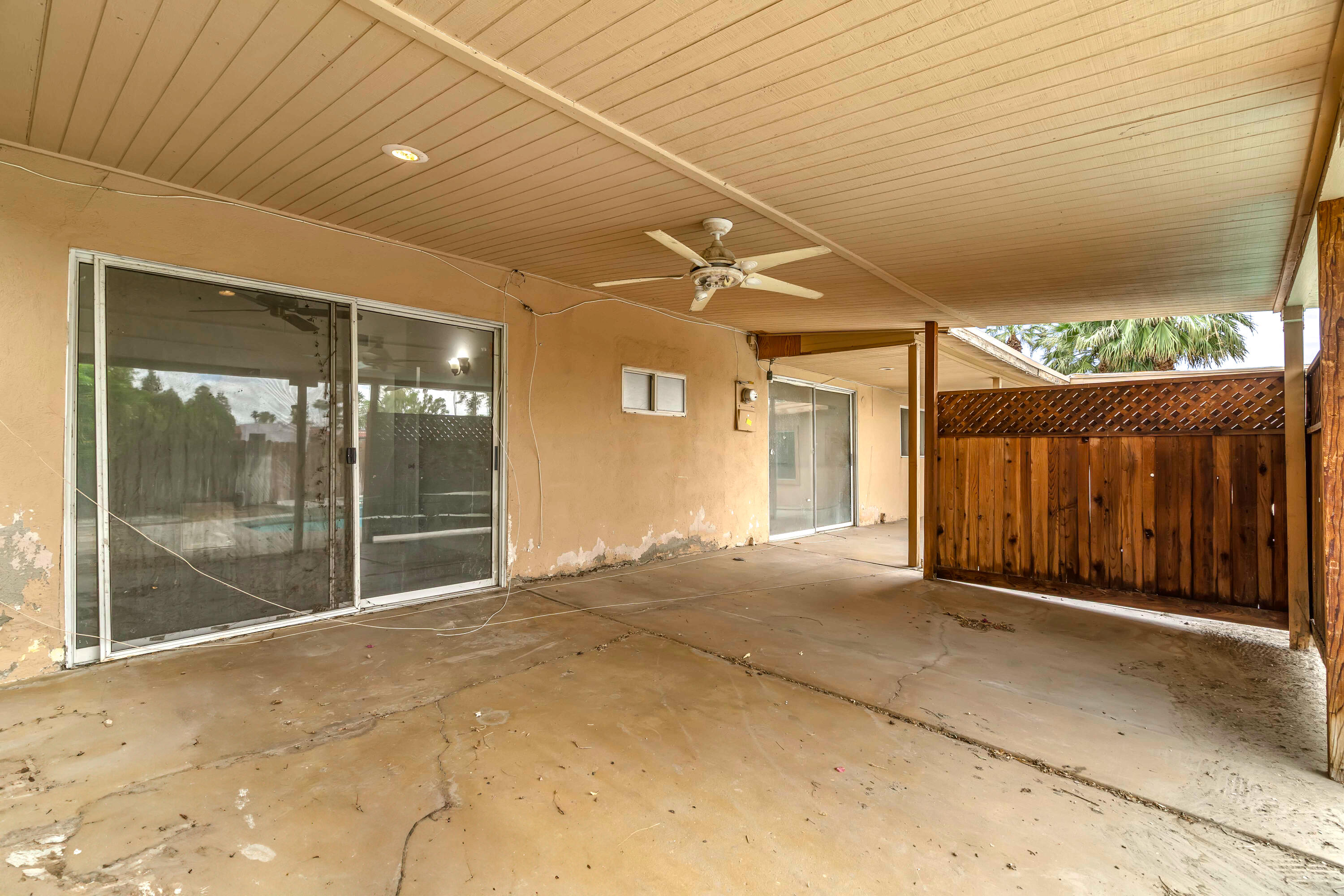 43831 Joshua Road Palm Desert, CA 92260 - Photo 26 of 42 a view of a indoor basketball court