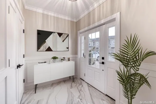 $949,000 | 7 Ocean Watch Court, Freeport, NY 11520