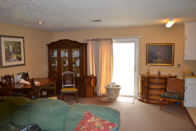 1949 Bonner Gilbert Road Macon, GA 31220 - Photo 6 of 15 a living room with furniture and a flat screen tv