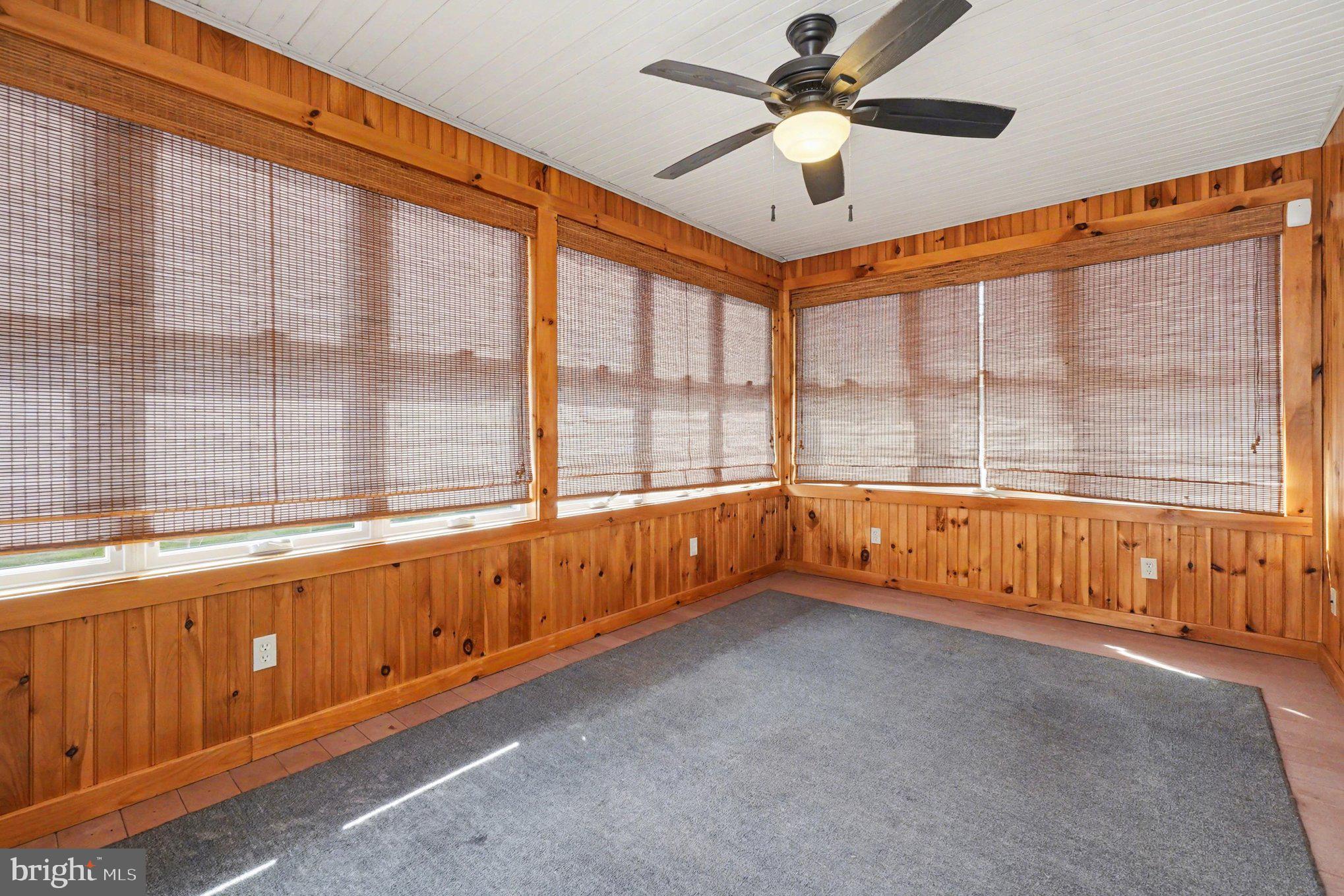 101 Lincoln Avenue Elkton, MD 21921 - Photo 20 of 71 Four Season Sunroom-Ideal for Entertaining!
