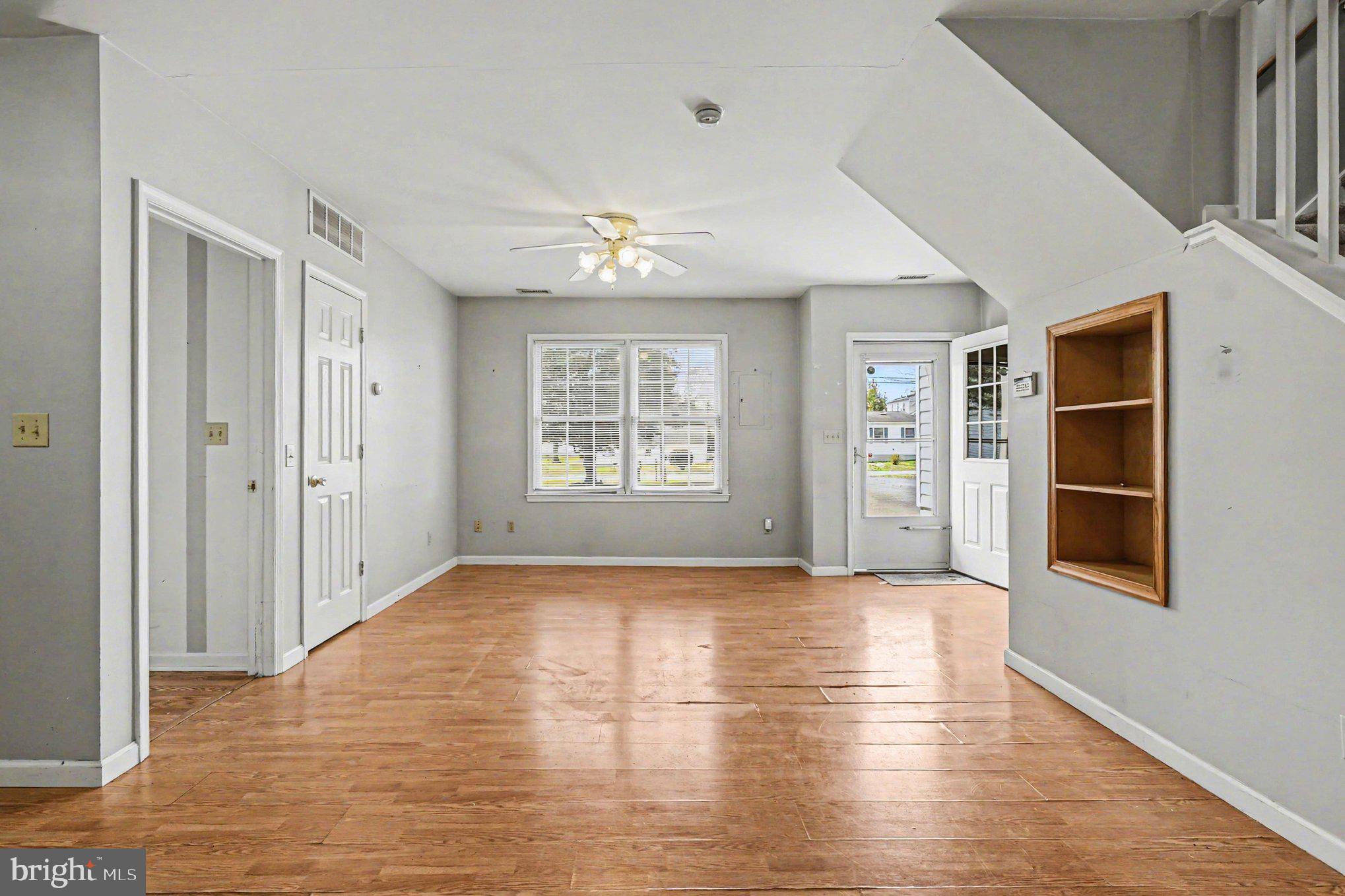 101 Lincoln Avenue Elkton, MD 21921 - Photo 42 of 71 Apartment Living Room