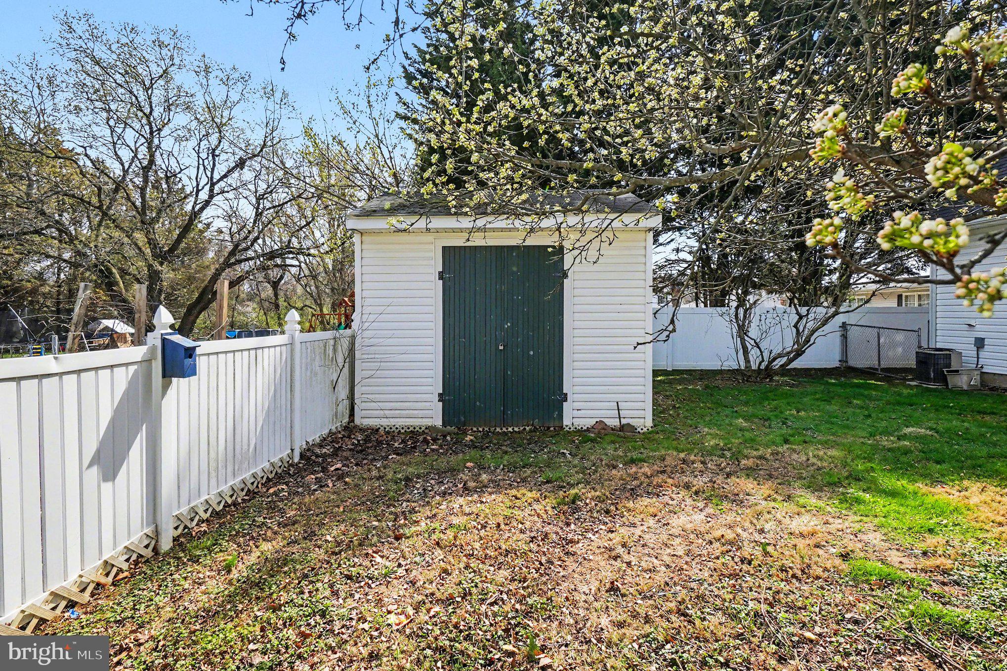 101 Lincoln Avenue Elkton, MD 21921 - Photo 65 of 71 Gardening Shed in Property Rear
