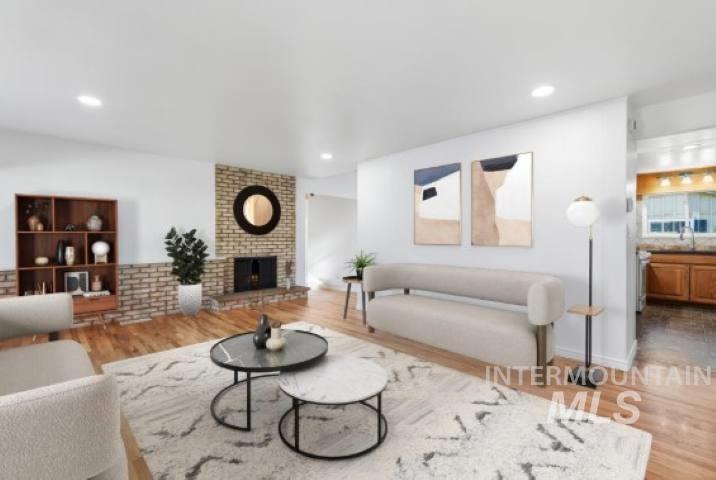 2617 North Alamo Road Boise, ID 83704 - Photo 4 of 33 Virtually Staged