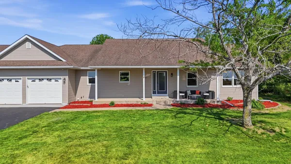 $699,000 | 545 Kreuziger Road, Roberts, WI 54023