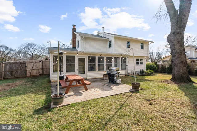 $685,000 | 17812 Vinyard Lane, Rockville, MD 20855