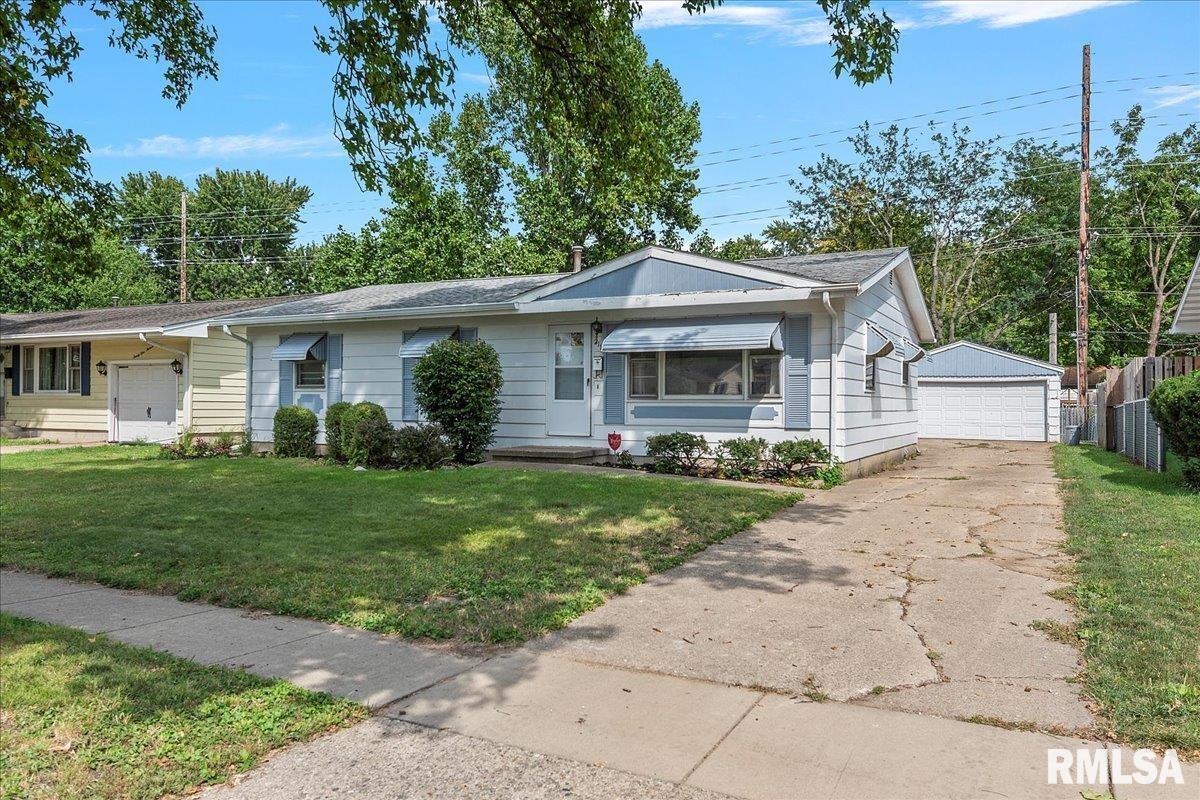 2112 Faringdon Road Springfield, IL 62702 - Photo 1 of 32