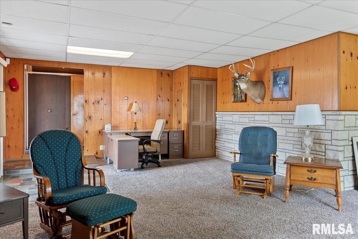 2112 Faringdon Road Springfield, IL 62702 - Photo 16 of 32