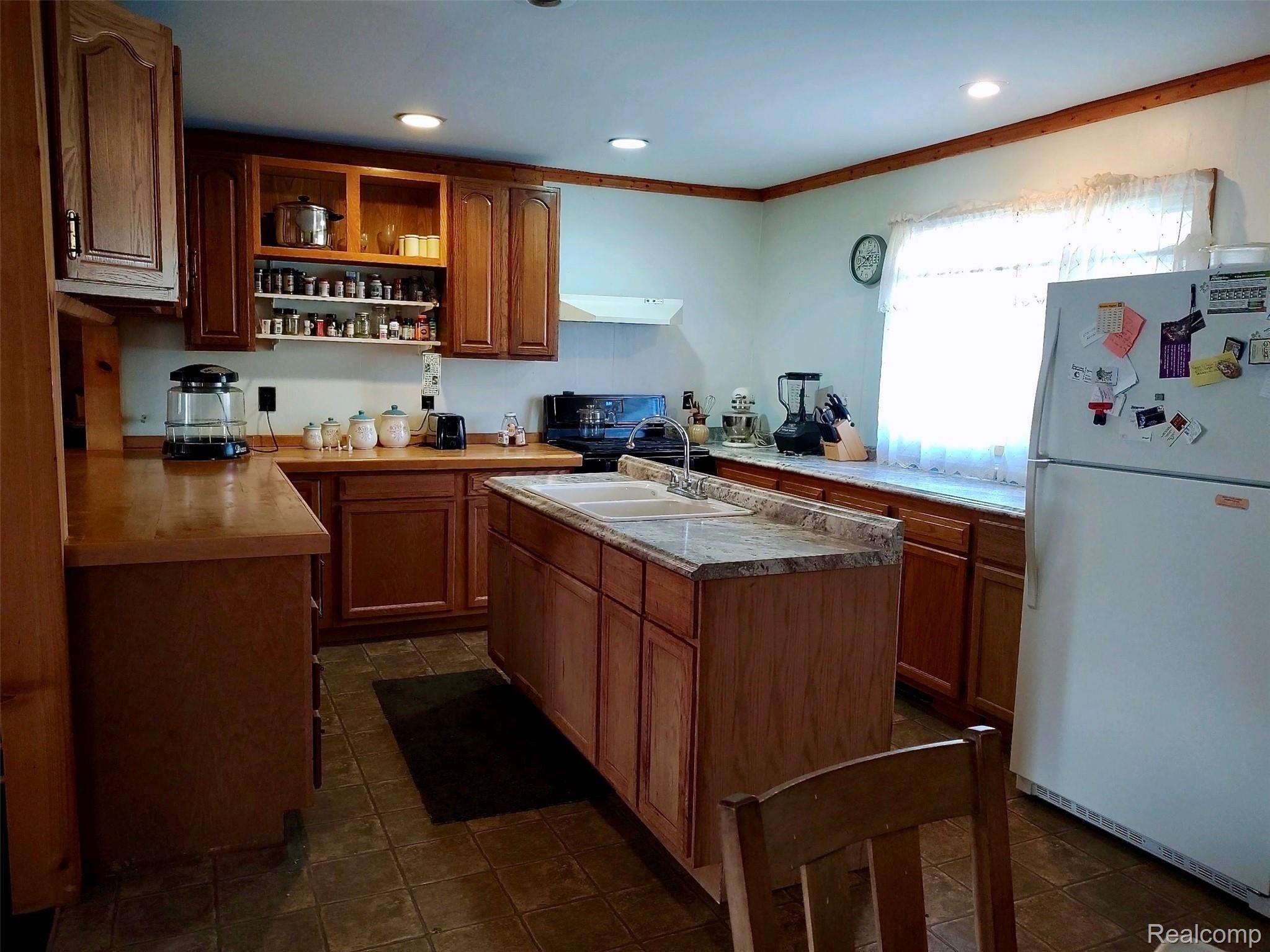 7830 Pincherry Road Charlevoix, MI 49720 - Photo 15 of 42 fullsizeoutput_8b2.jpeg
