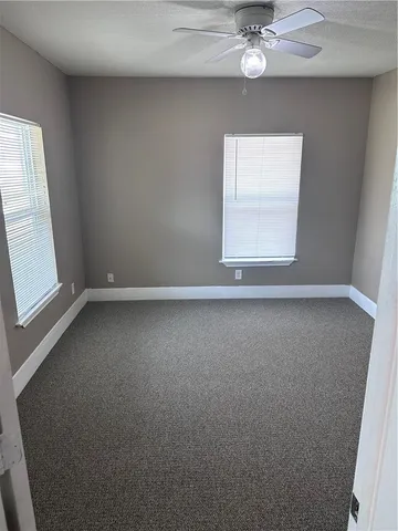 $1,550 | 305 West 31st Street, Bryan, TX 77803