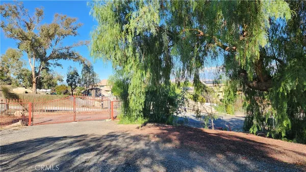 $925,000 | 23729 Citrus Avenue, Perris, CA 92570