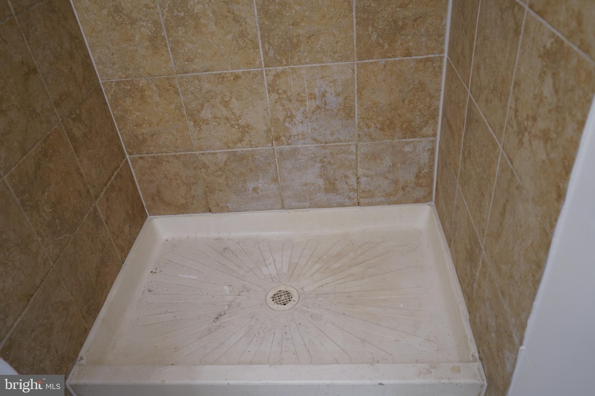 40 Upmanor Road Baltimore, MD 21229 - Photo 40 of 50 Basement bathroom1