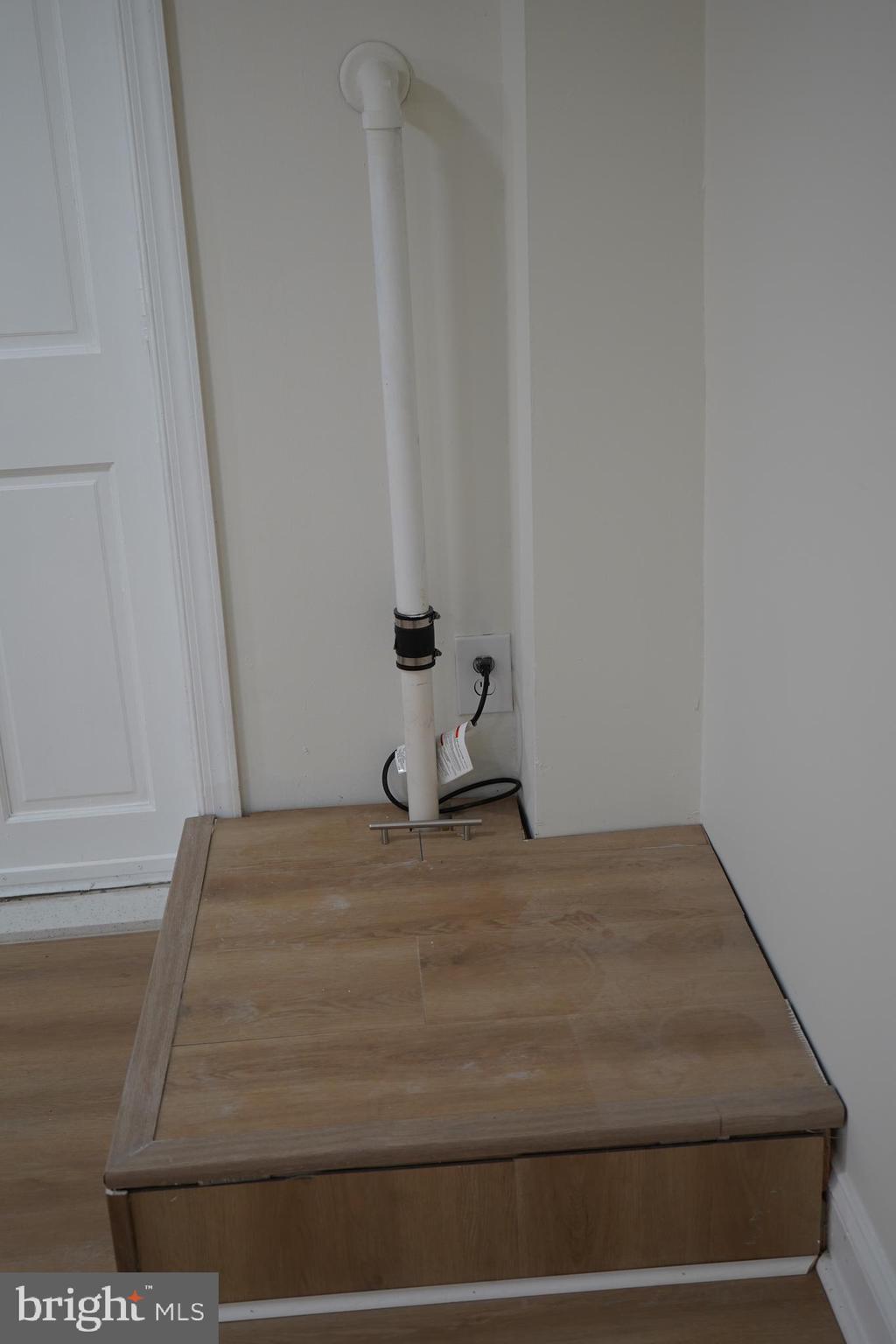 40 Upmanor Road Baltimore, MD 21229 - Photo 48 of 50 sum pump