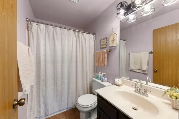 $315,000 | 30-w002 Willow Court, Warrenville, IL 60555