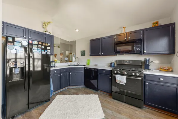 $315,000 | 30-w002 Willow Court, Warrenville, IL 60555