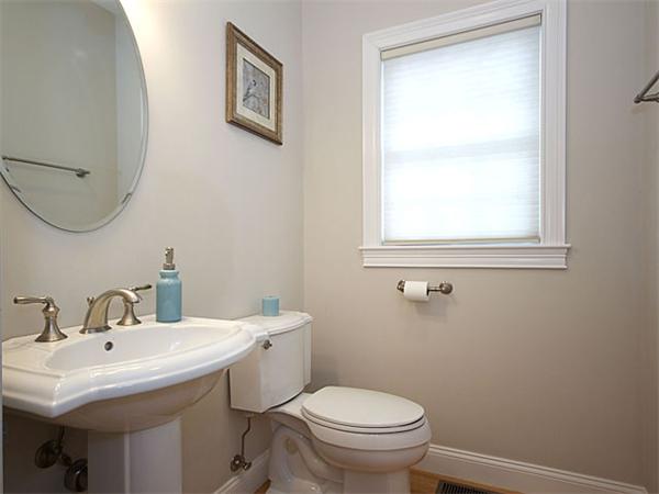 86 Sunset Road Arlington, MA 02474 - Photo 7 of 24 Gallery Image 7