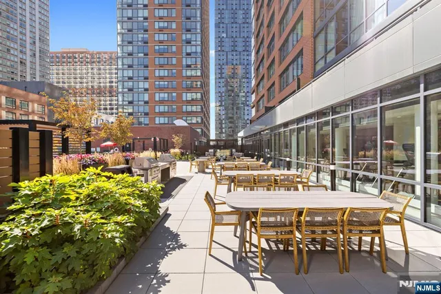 $1,898,000 | 155 Bay Street, Unit 808, Jersey City, NJ 07302