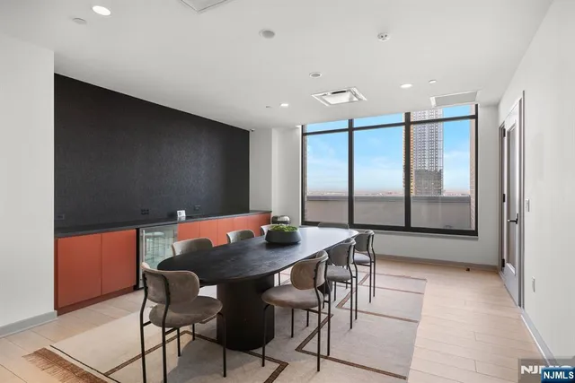 $1,898,000 | 155 Bay Street, Unit 808, Jersey City, NJ 07302