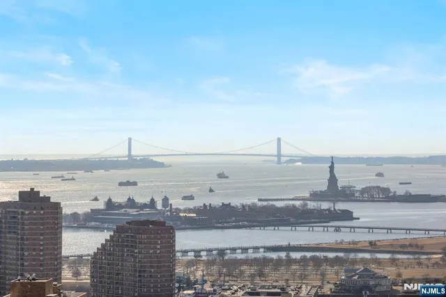 $1,898,000 | 155 Bay Street, Unit 808, Jersey City, NJ 07302