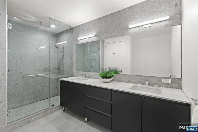 $1,898,000 | 155 Bay Street, Unit 808, Jersey City, NJ 07302