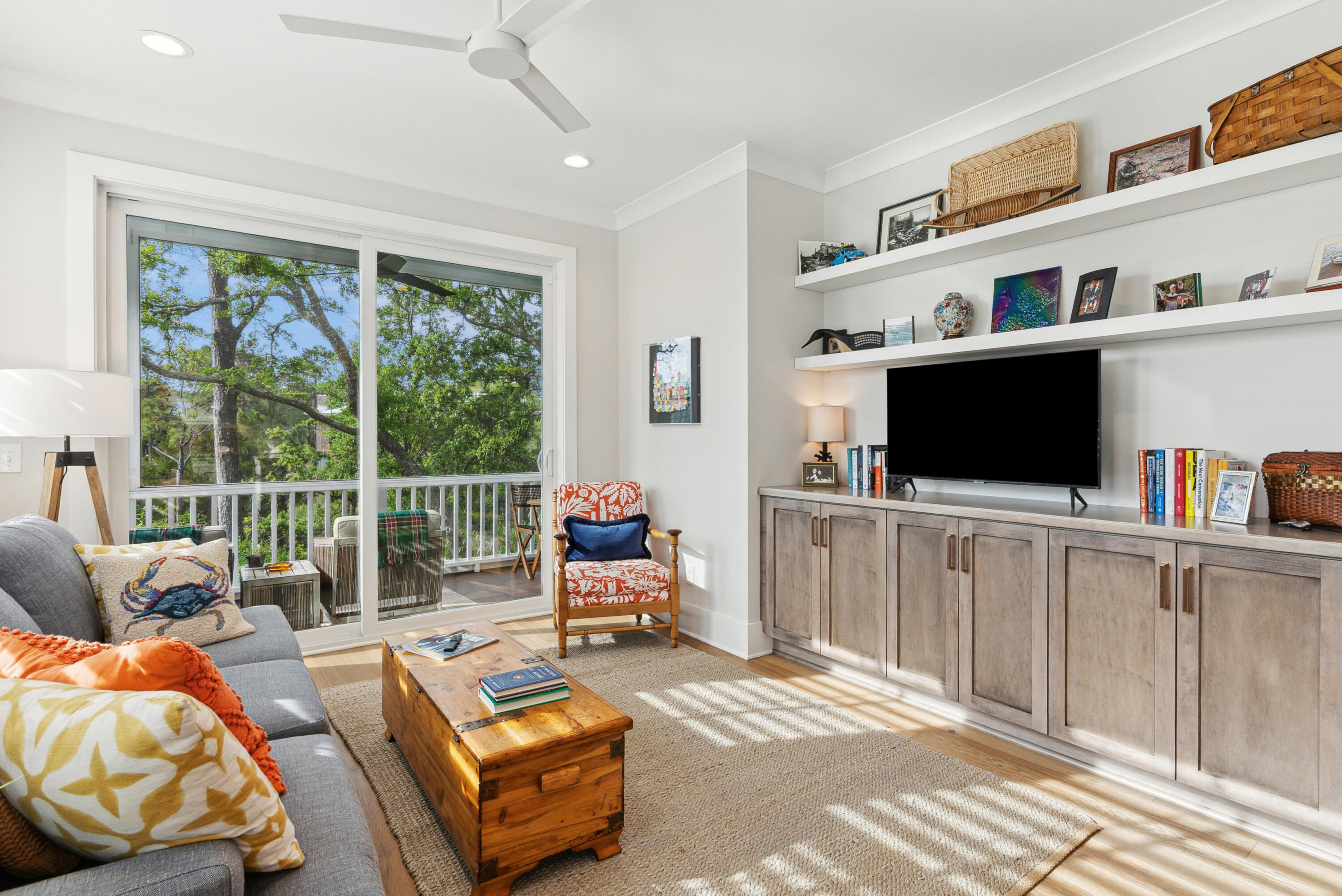 2578 Helmsman Road Johns Island, SC 29455 - Photo 15 of 58 2578HelmsmanRd-KeenEyeMarketing-018
