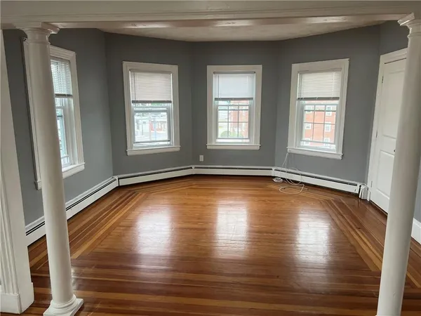 $1,700 | 9 Sprague Avenue, Unit 3, Cranston, RI 02910