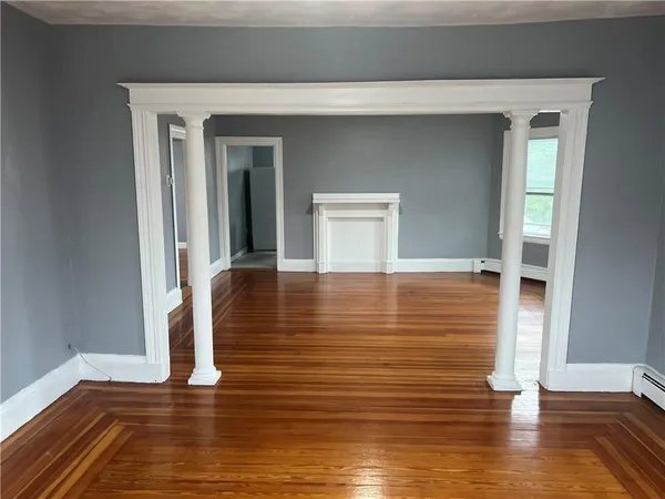 $1,700 | 9 Sprague Avenue, Unit 3, Cranston, RI 02910