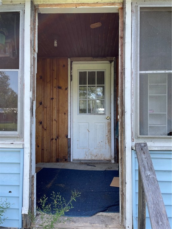 1424 Highway 336 Romulus, NY 14541 - Photo 4 of 22