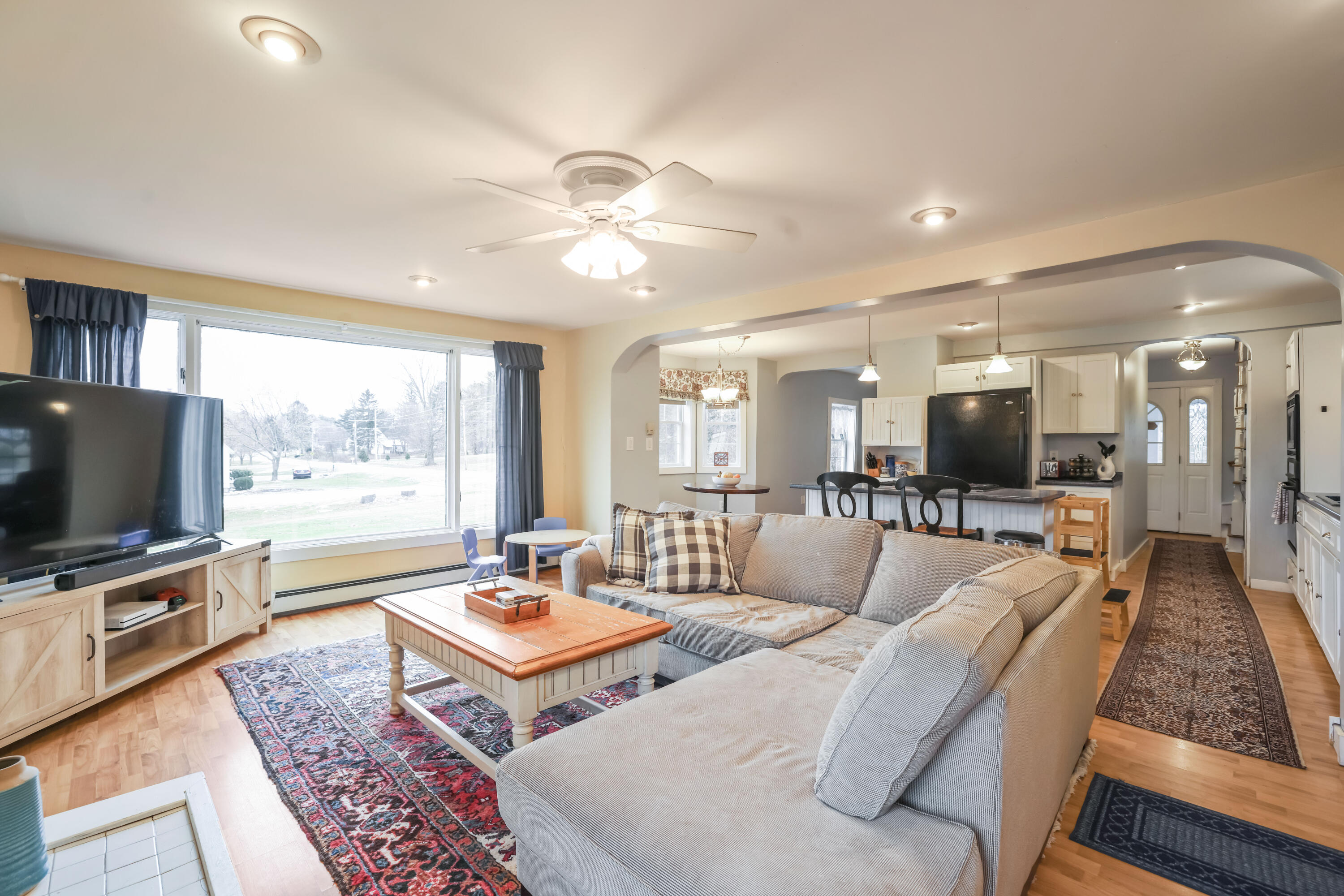 74 Agamenticus Road South Berwick, ME 03908 - Photo 4 of 41 3G0A3497