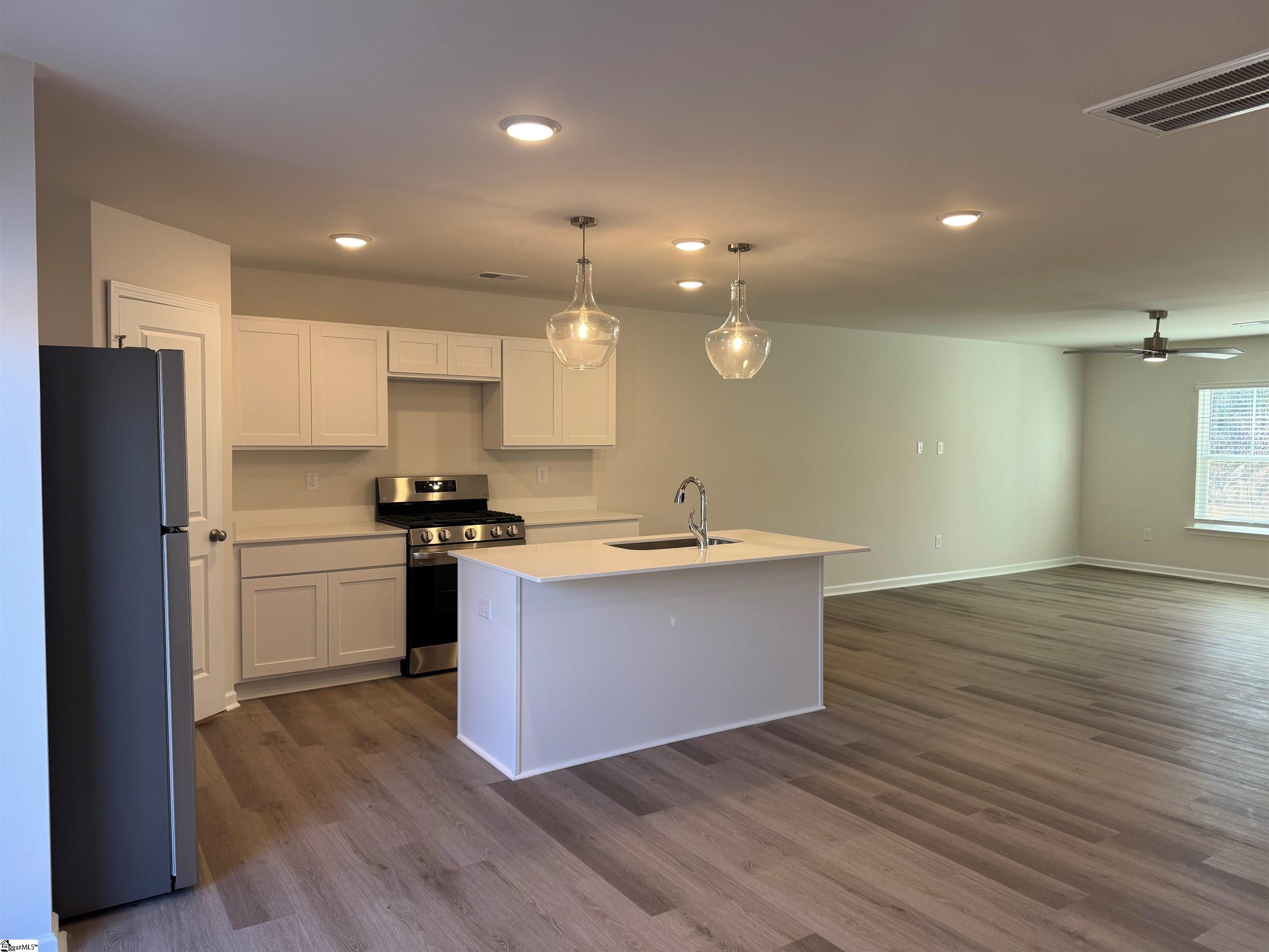 322 Stonyway Lane Easley, SC 29640 - Photo 6 of 23