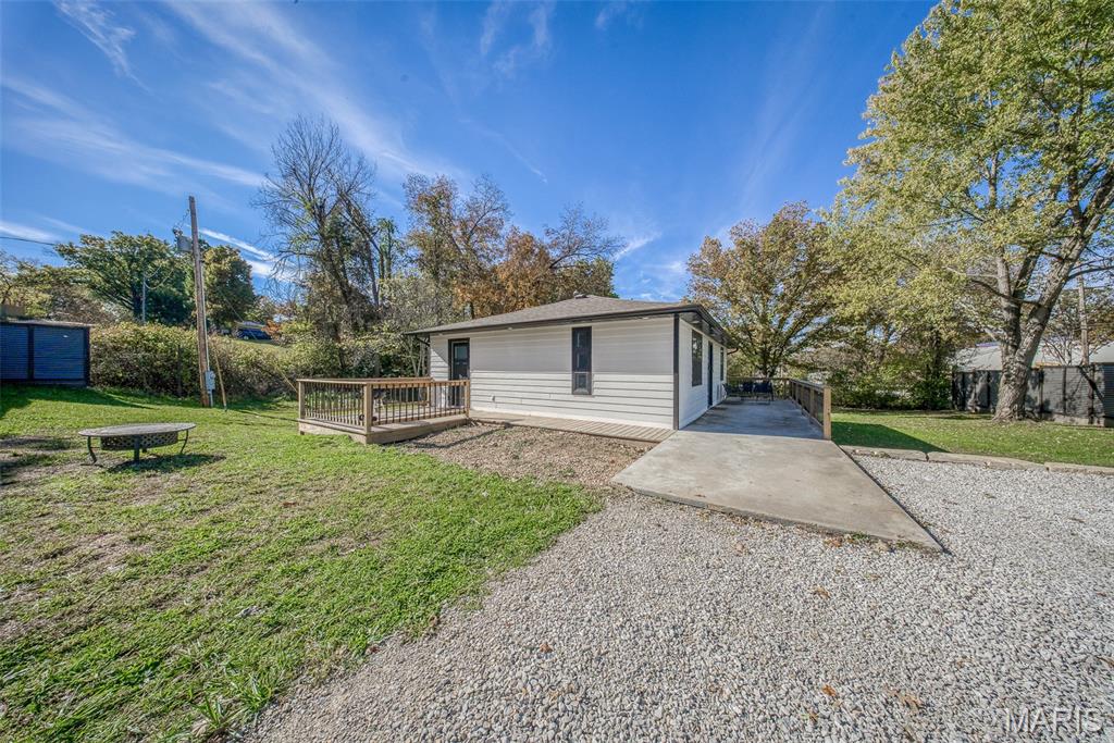 2276 Old St James Road Rolla, MO 65401 - Photo 30 of 33