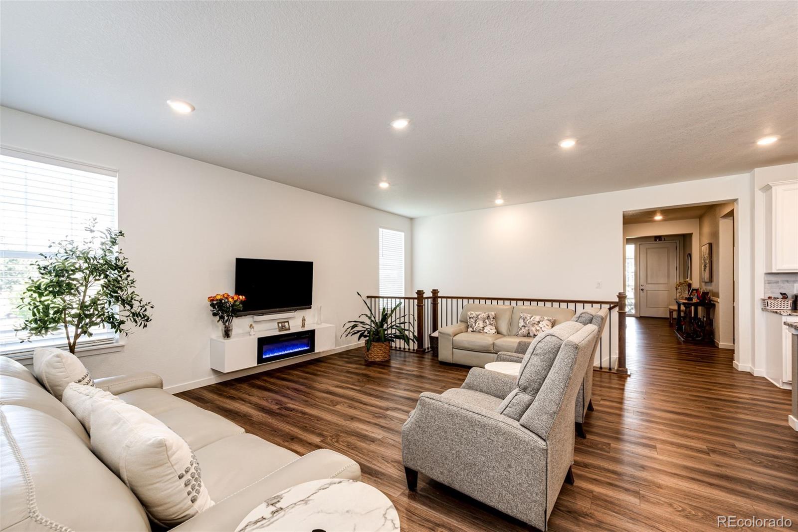 905 Pine Ridge Street Elizabeth, CO 80107 - Photo 7 of 48 Gallery Image 7