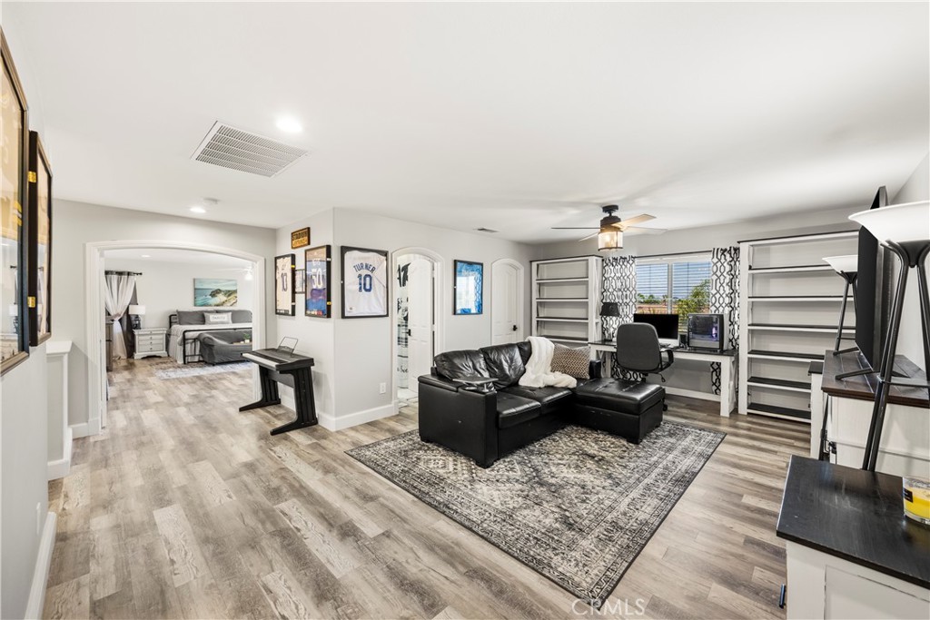 249 Encore Way Corona, CA 92879 - Photo 37 of 50