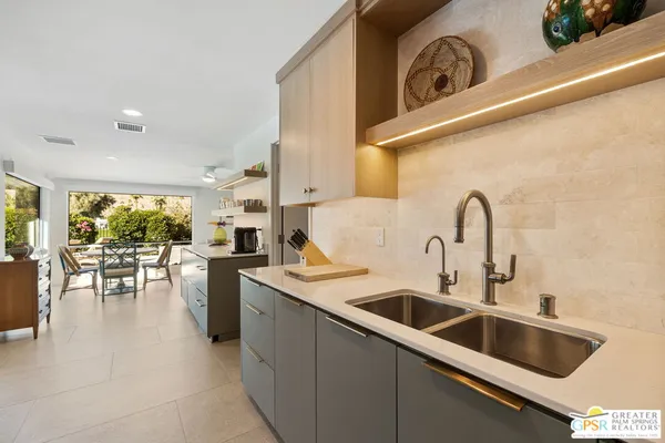 $18,000 | 2367 South Yosemite, Palm Springs, CA 92264