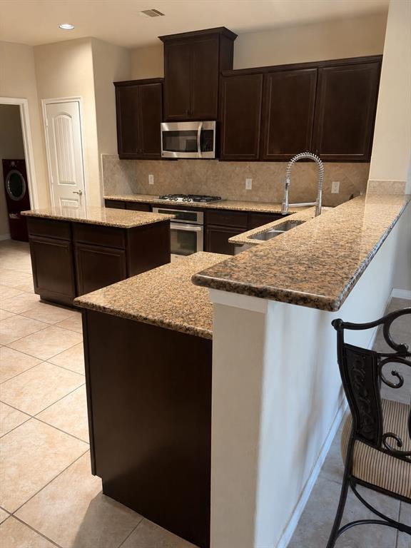 112 Rustic Oak Lane McKinney, TX 75072 - Photo 6 of 11