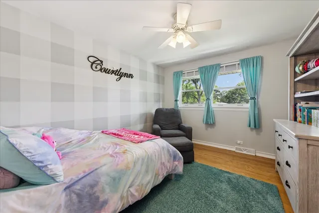 $520,000 | 5518 Wilcox Avenue, Downers Grove, IL 60516