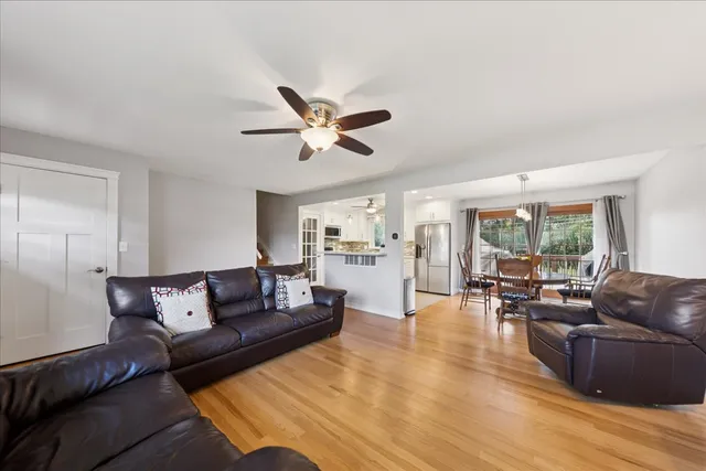 $520,000 | 5518 Wilcox Avenue, Downers Grove, IL 60516